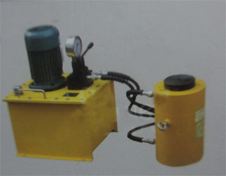 滑膜設備超高壓千斤頂